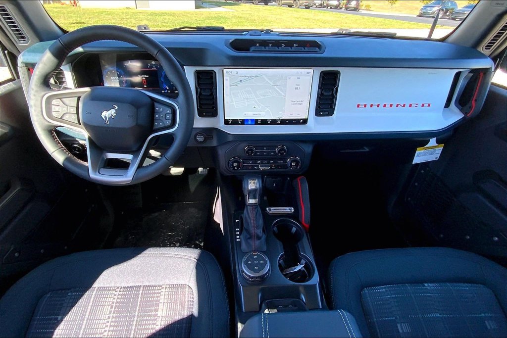 New 2026 Ford Bronco Heritage Edition AWD/4WD image 5