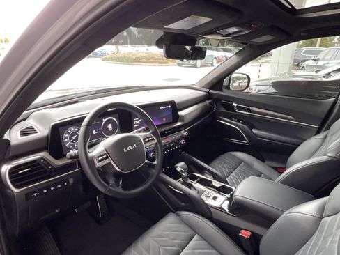 Used 2025 Kia Telluride SX Prestige X-Line image 9
