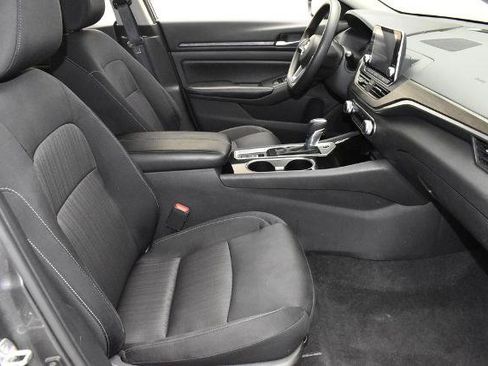 Certified 2024 Nissan Altima 2.5 SV AWD/4WD image 22