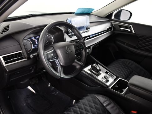 Used 2022 Mitsubishi Outlander SEL AWD/4WD image 36
