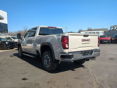 New 2026 GMC Sierra 2500 SLE w/ SLE Value Package; AWD/4WD image 7