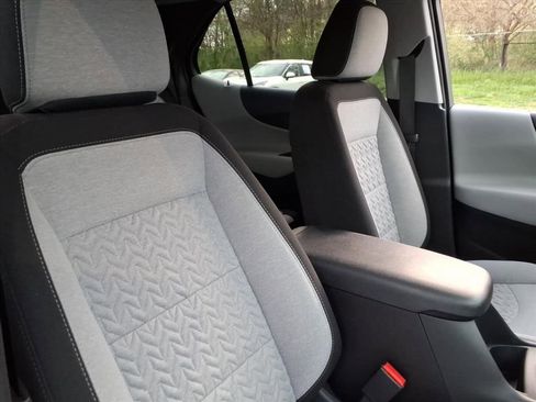 Certified 2024 Chevrolet Equinox LT w/ LPO, Floor Liner Package FWD image 24