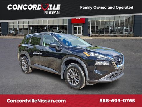 Used 2021 Nissan Rogue S image 1