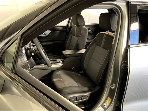 Used 2023 Chevrolet Blazer LT image 35