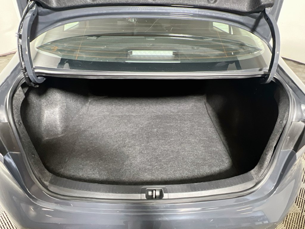 Certified 2025 Toyota Corolla LE FWD image 22
