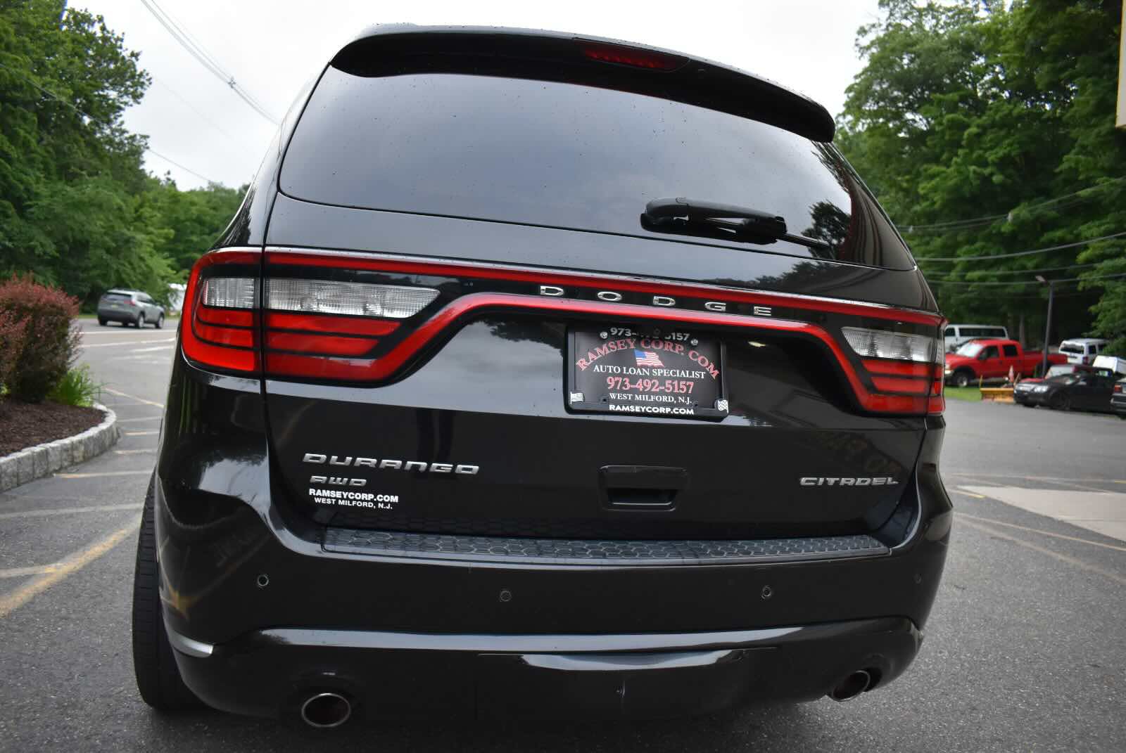 Used 2016 Dodge Durango Citadel w/ Premium Entertainment Group AWD/4WD image 55