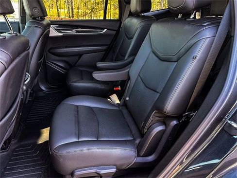 Used 2023 Cadillac XT6 Premium Luxury w/ Technology Package image 19