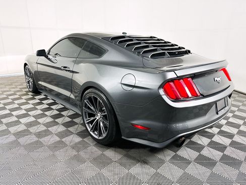 Used 2017 Ford Mustang Premium RWD image 5