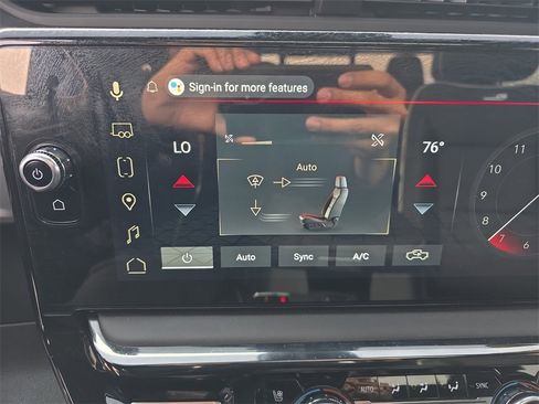 Used 2023 GMC Sierra 1500 AT4X image 26