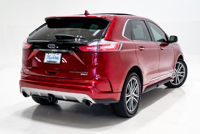 Used 2019 Ford Edge Titanium w/ Equipment Group 301A AWD/4WD image 38