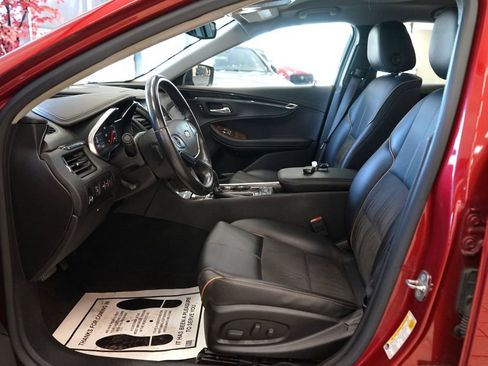 Used 2015 Chevrolet Impala LT FWD image 24
