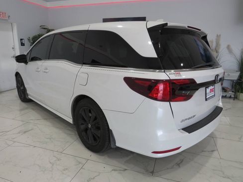 Used 2023 Honda Odyssey Sport image 5