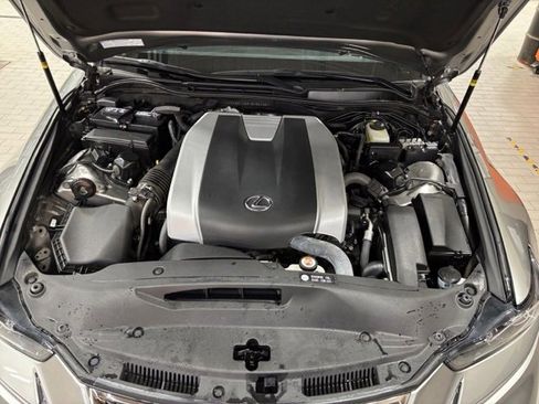Used 2018 Lexus IS 350 image 26