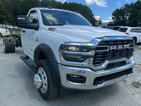 New 2025 RAM 5500 2WD Regular Cab image 5