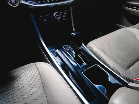 Used 2013 Honda Accord EX-L image 27