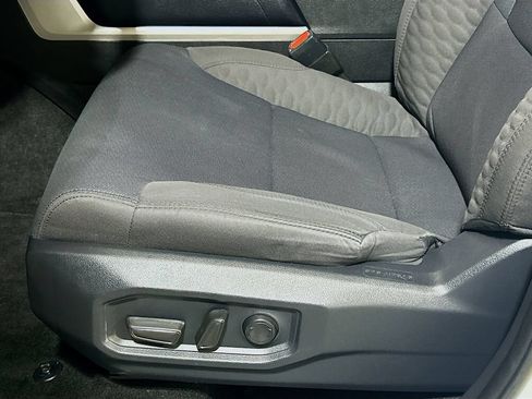 Used 2025 Toyota Tundra SR5 RWD image 16