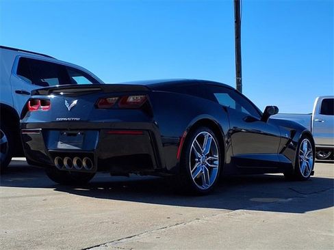 Used 2015 Chevrolet Corvette Stingray Coupe w/ 2LT Preferred Equipment Group image 4