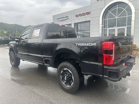 Used 2025 Ford F250 Lariat w/ Lariat Ultimate Package AWD/4WD image 11