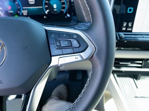 New 2026 Volkswagen Atlas SE image 22