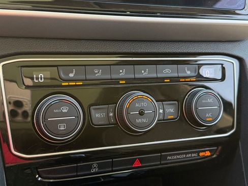 Used 2023 Volkswagen Atlas SEL R-Line image 15