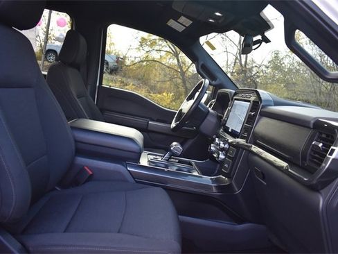 Used 2022 Ford F150 XLT w/ Equipment Group 302A High image 15