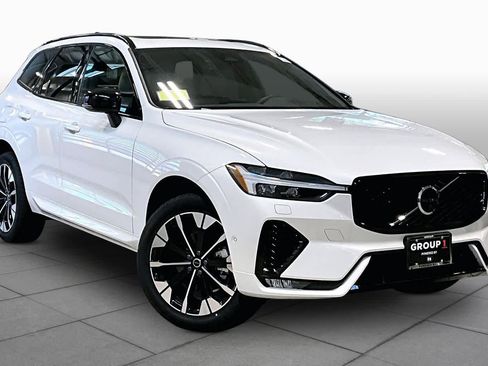 New 2026 Volvo XC60 B5 Plus w/ Protection Package Premier AWD/4WD image 17