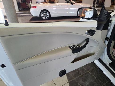 Used 2008 Saab 9-3 2.0T w/ Cold Weather Package image 6