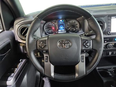 Used 2023 Toyota Tacoma TRD Off-Road AWD/4WD image 11