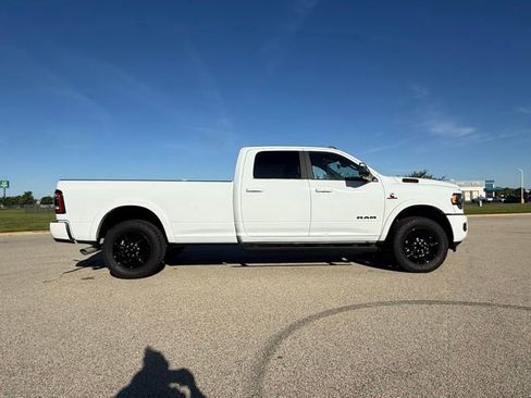 Used 2022 RAM 3500 Limited AWD/4WD image 14
