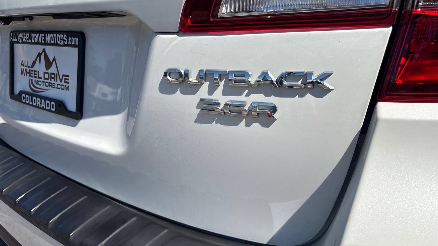 Used 2016 Subaru Outback 3.6R Limited AWD/4WD image 26