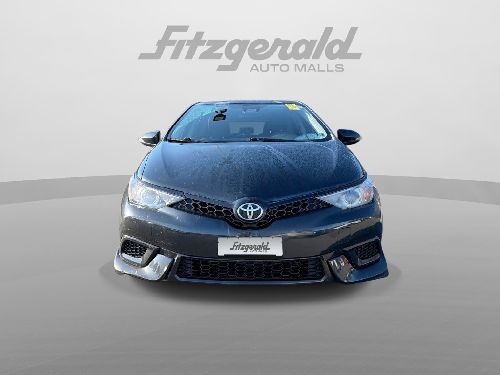 Used 2017 Toyota Corolla iM FWD image 3