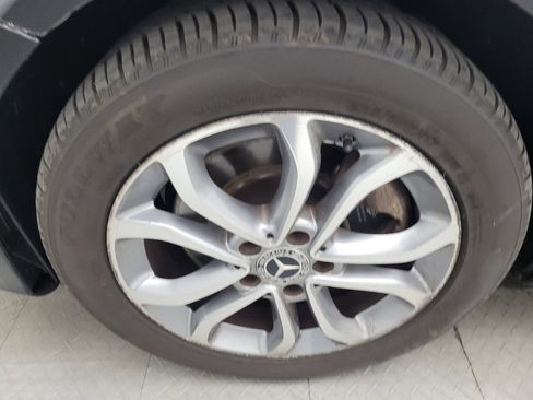 Used 2017 Mercedes-Benz C 300 4MATIC Sedan image 31