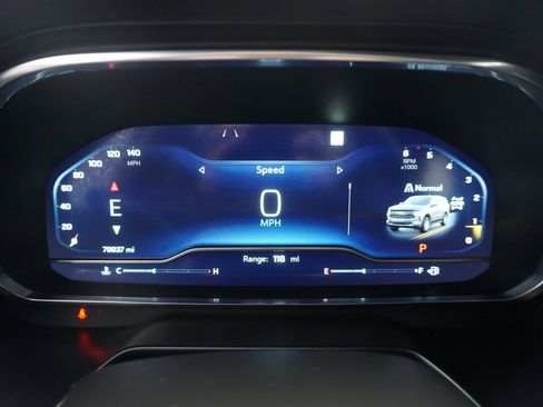 Used 2023 Chevrolet Tahoe LT image 5