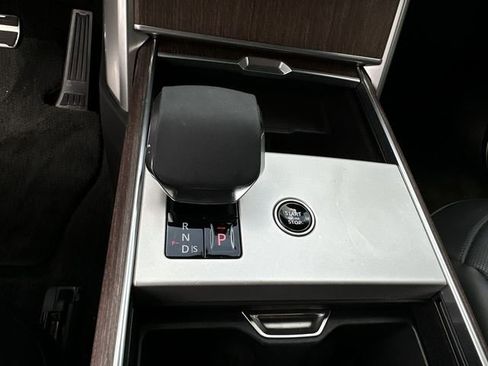 Used 2024 Land Rover Range Rover SE AWD/4WD image 27