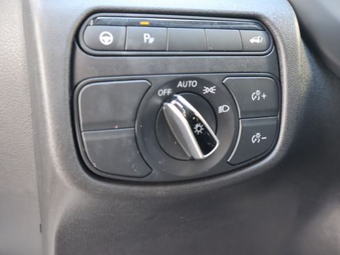 Certified 2023 INFINITI QX50 Luxe FWD image 25