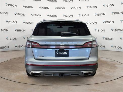 Certified 2021 Lincoln Nautilus Reserve w/ Equipment Group 202A image 4