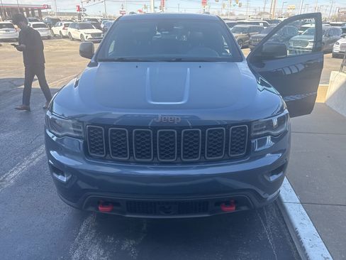 Used 2020 Jeep Grand Cherokee Trailhawk w/ Trailhawk Luxury Group image 10