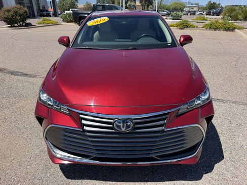 Used 2019 Toyota Avalon XLE w/ Carpet Mat Package FWD image 9