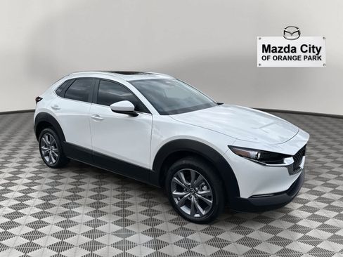 Certified 2025 MAZDA CX-30 AWD 2.5 S w/ Preferred Package image 3