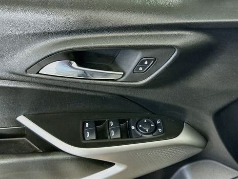 Used 2024 Chevrolet Trax LS FWD image 23