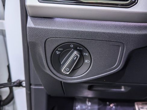 Used 2023 Volkswagen Atlas SEL Premium image 33