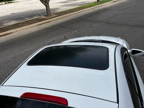 Used 2000 Toyota Celica GT FWD image 5