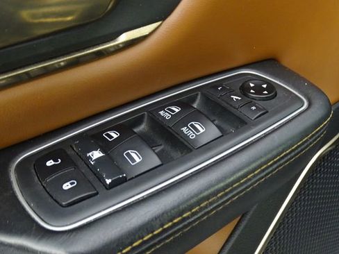 Used 2020 RAM 1500 Limited image 18