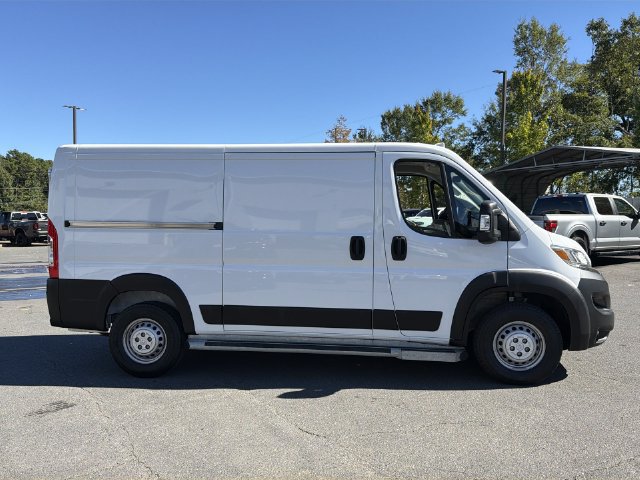 Used 2025 RAM ProMaster 2500 w/ U-Haul Equipment Group FWD image 6