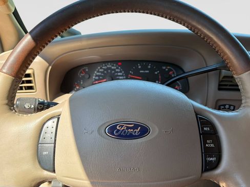 Used 2004 Ford F250 King Ranch AWD/4WD image 25