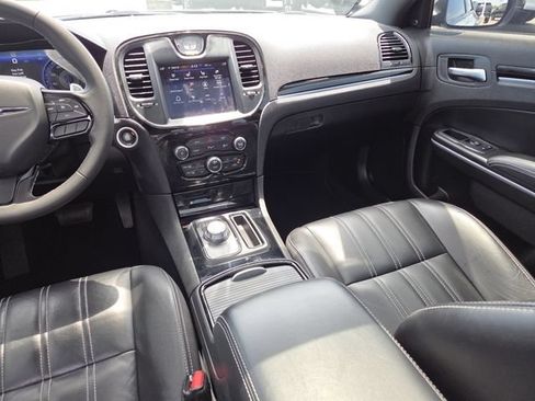 Used 2023 Chrysler 300 S RWD image 30