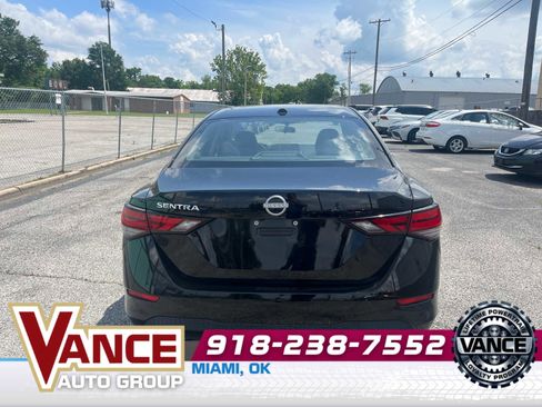 Used 2025 Nissan Sentra SV FWD image 5