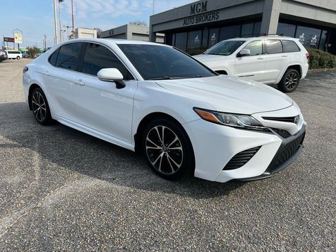 Used 2018 Toyota Camry SE w/ Audio Package image 20
