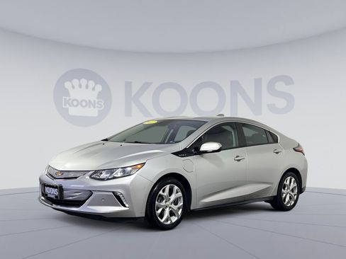 Used 2017 Chevrolet Volt Premier w/ Driver Confidence II Package image 1
