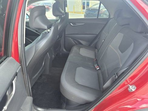 Used 2024 Kia Niro LX FWD image 10